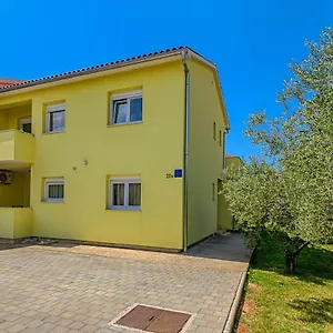 Prodan 2 , Fažana Croazia